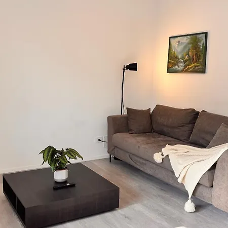 Quarto em Acomodações Particulares 威尼斯mestre市中心新装修独立卫浴阳台双人房 Mestre