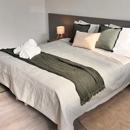 Quarto em Acomodações Particulares 威尼斯mestre市中心新装修独立卫浴阳台双人房 Mestre